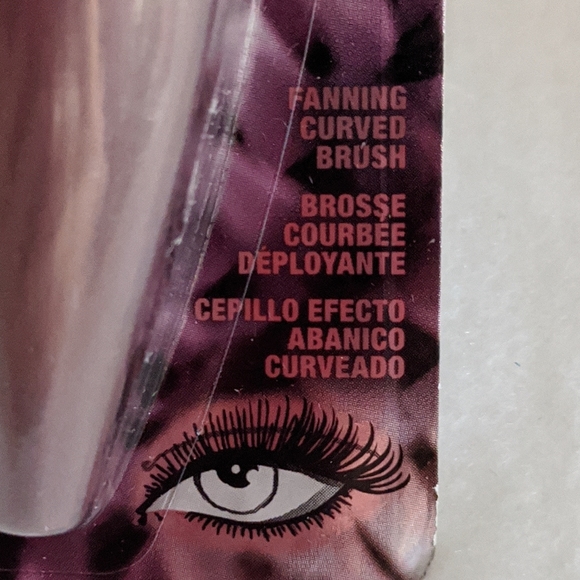 Maybelline "brownish black" - Picture 4 of 5